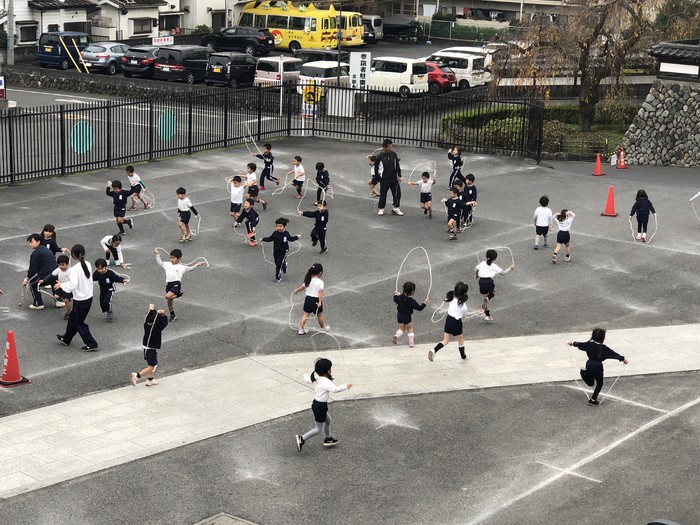 進級するまでにみんな跳べるようになるぞー 