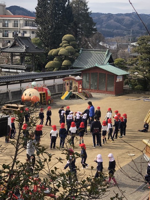 本日の体育指導はドッチボール 