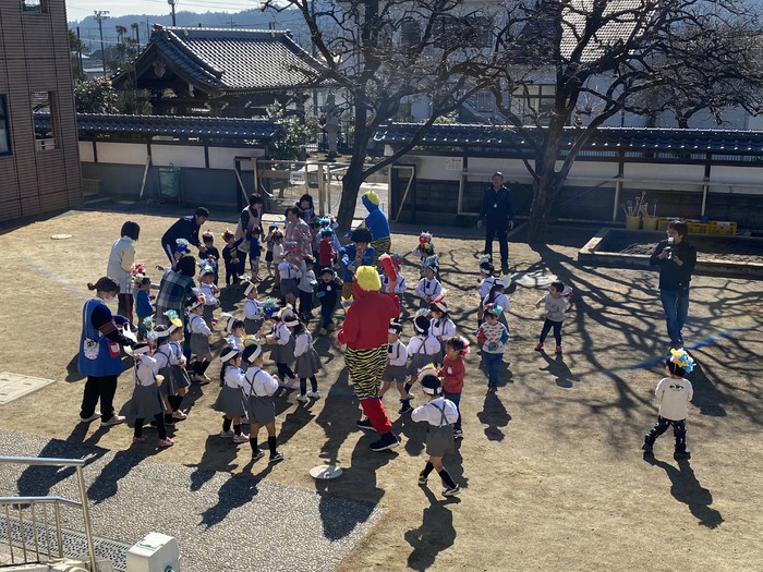 つくし、すみれ、ばら、さくら&オニさんたち