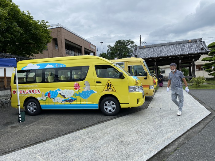 3台のバスはフル稼働 中野さんの運転もとっても上手で安心です！